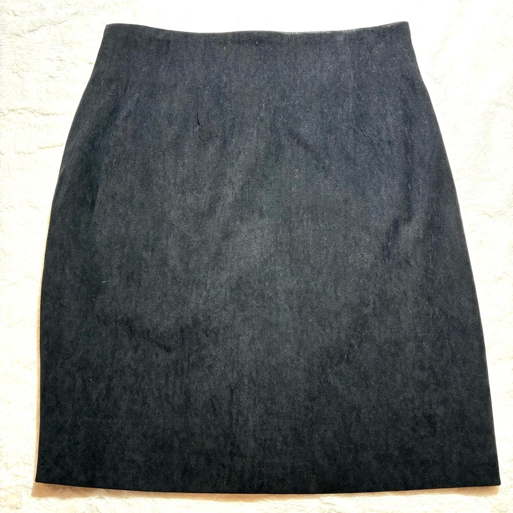 Velour Classic Black Women's Skirt, Size 10